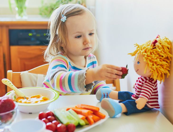 Çocuğunuza Sağlıklı Yemek Yedirmenin 8 Yolu - www.dergikafasi.com