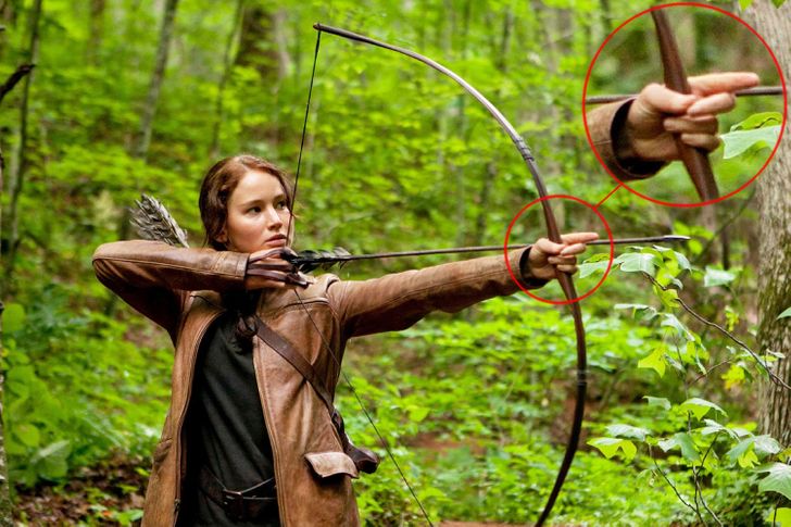 20 Unbelievably Obvious Movie Mistakes You Most Likely Missed