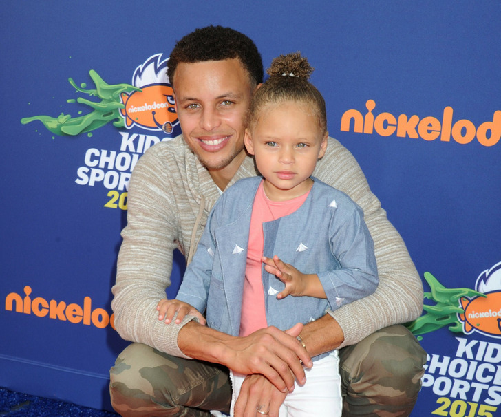 15 Celebrities With Kids That May Make You Feel Like You’re Seeing Double