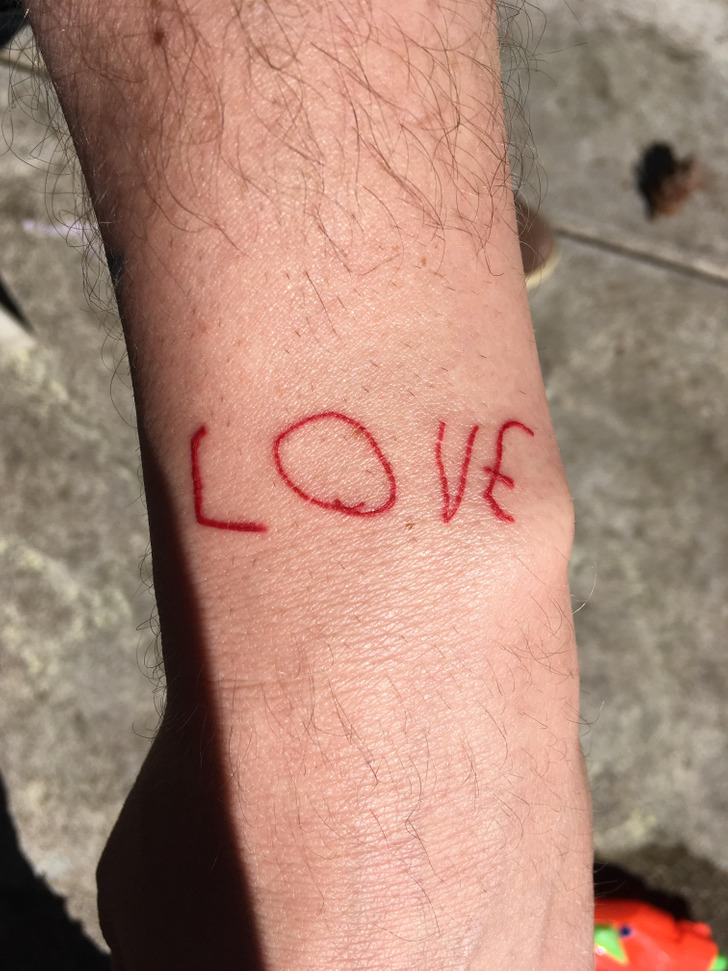 83dccf52d7a886aefd65b2b717 18 Tattoos That Say More Than a Thousand Words / Bright Side
