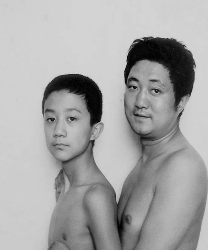 Check out these photos a father took with his son over the course of 26 years