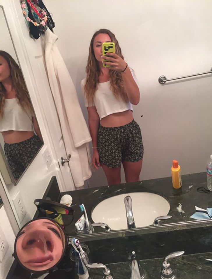 20 People Who Took a Strange Selfie, and the Whole Internet Loved It