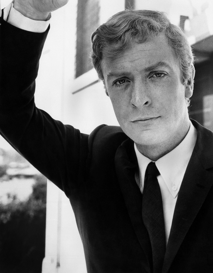I Had No Money”, Michael Caine Recalls His Poor Childhood and the  Life-Changing Meeting With His Wife Shakira / Bright Side