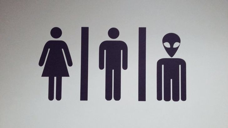 16 Cool Signs Explaining the Difference Between M and F