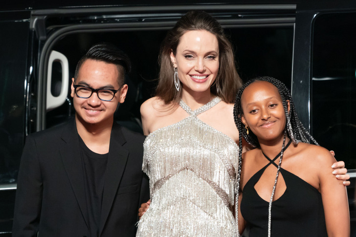 Angelina Jolie Proves She Is, In Fact, A Greek Goddess