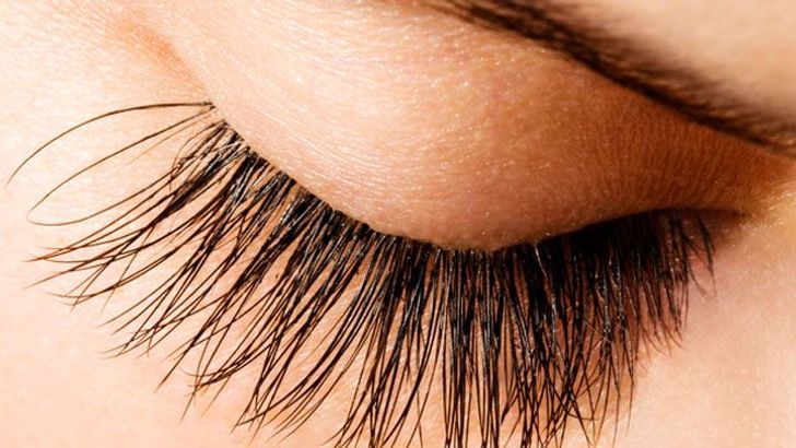 15 secret tricks for gorgeous lashes