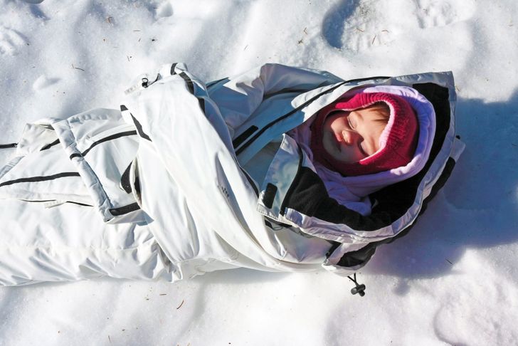 Why Parents in Cold Countries Let Their Children Take Naps Outdoors