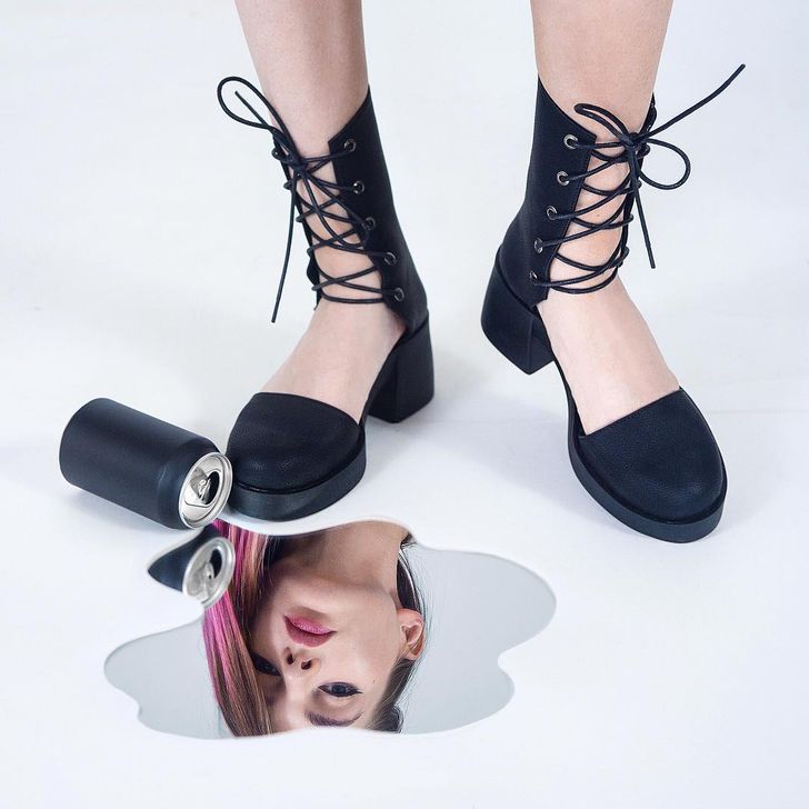 20+ Photos of a Young Blogger Proving That Modern Art Can Easily Do Without Photoshop (Warning: It Will Be Hard to Believe Your Eyes)