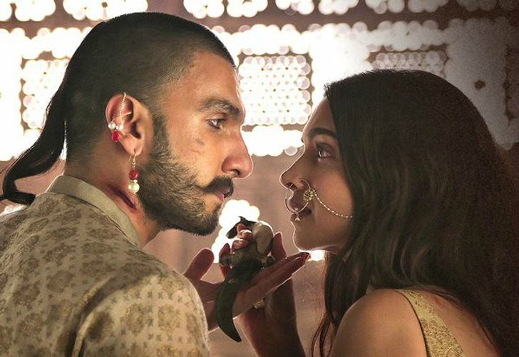 9 Real-Life Love Stories That Featured in Movies