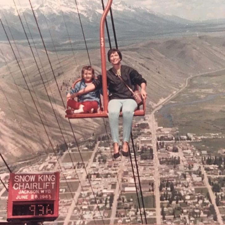 20+ People Shared Nostalgic Photos That Soothed Our Soul