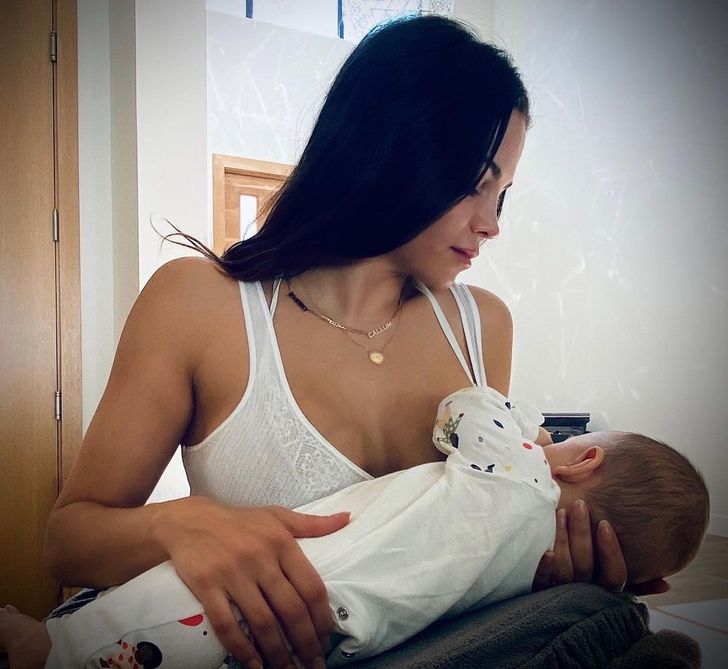 34 celebrities who have proudly normalised breastfeeding