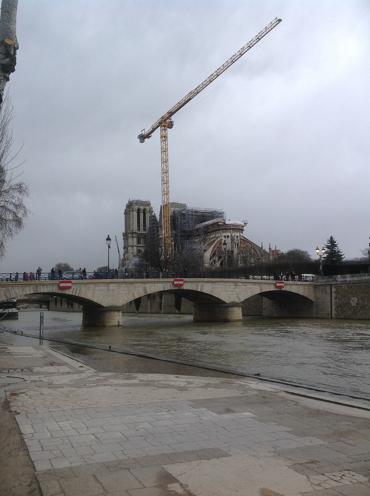 2020: no roof, no spire