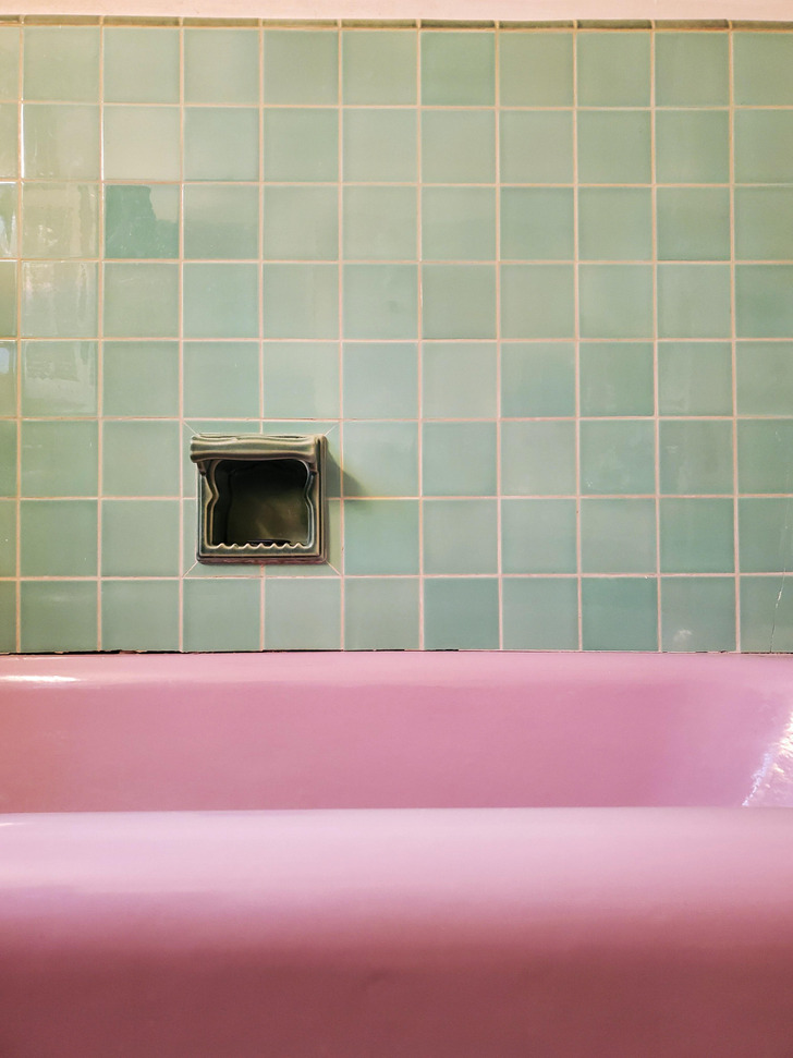 An Original 1931 Bathroom With a Pink-Lavender Tub