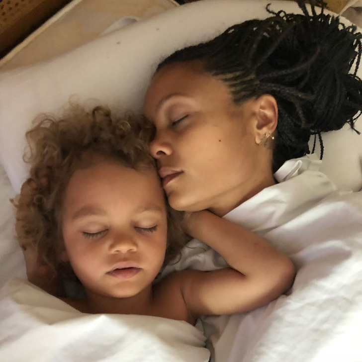 8 Celeb Moms Who Got Real About Choosing Extended Breastfeeding