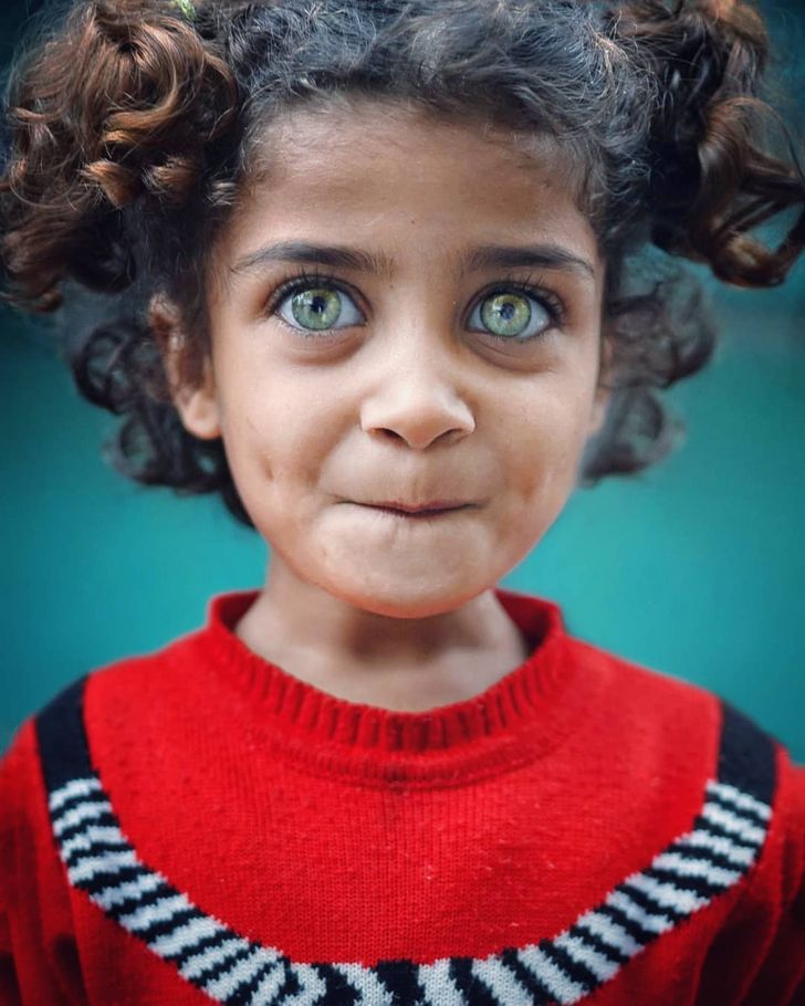 Turkish Photographer Captures the Beauty of Children’s Eyes That Shine Like Gems