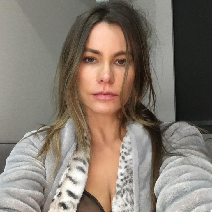 She Looks Like 13,” Sofia Vergara's Makeup-Free Photo Cause Controversial  Opinions / Bright Side