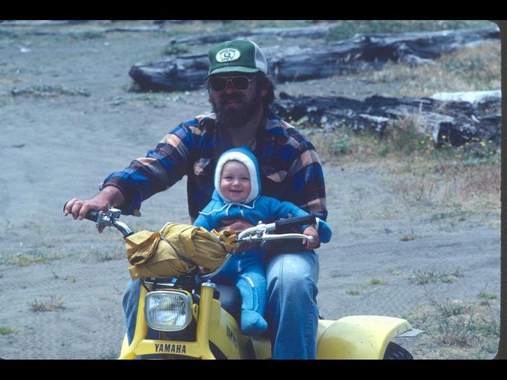 20 Pics That Prove Dads Are the Real Superman