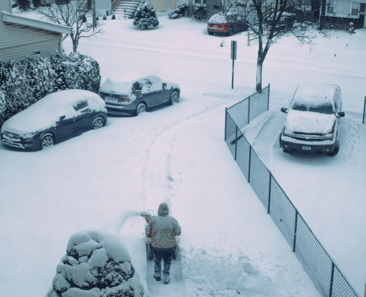 What Did a 70-Year-Old Learn About Shoveling From a 75-Year-Old Neighbor?