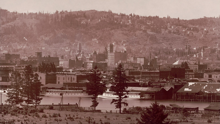 Portland and the Willamette River, 1898