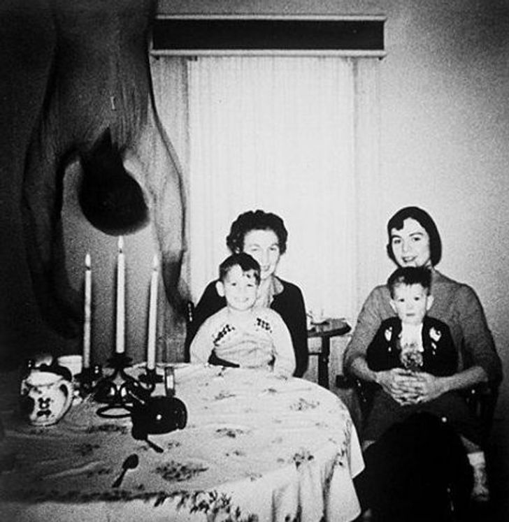 10 Photographs That Can Scare Anyone