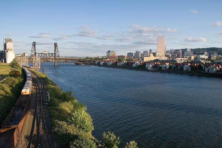 Downtown Portland and the Steel Bridge on the Willamette today