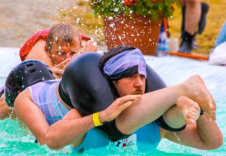 12 Sports That Are Too Crazy to Be True