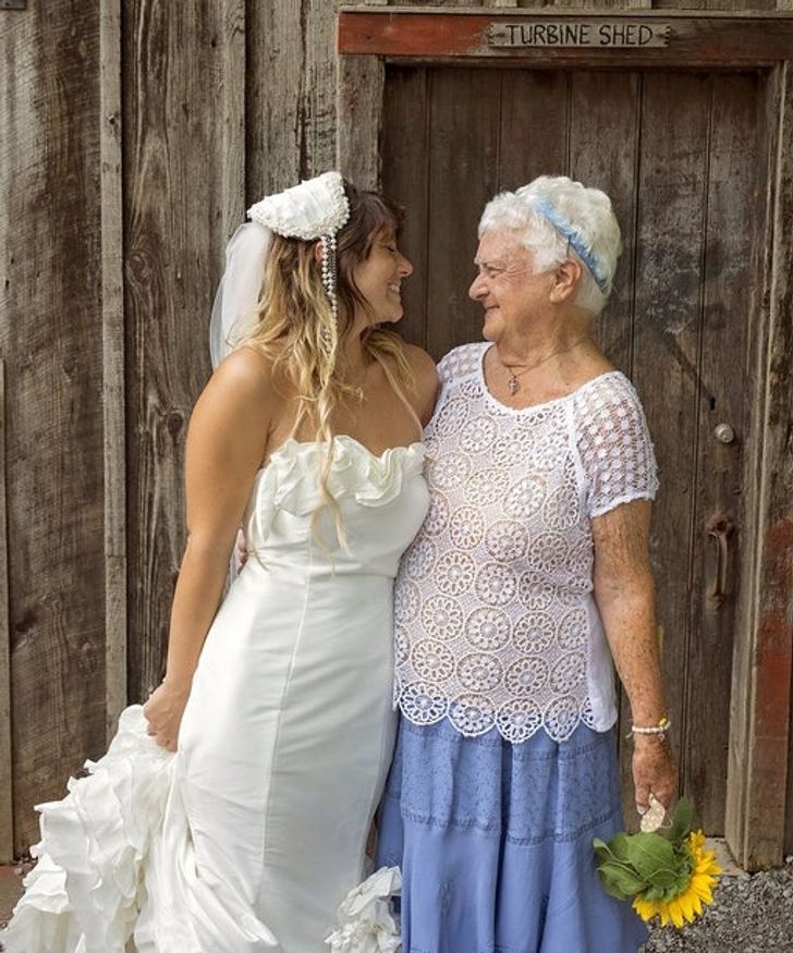 25 Photos of People on the Happiest Day of Their Lives