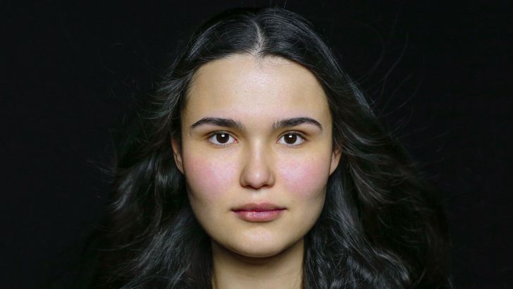 A Photographer Takes Close-Up Photos of Women From Different Ethnic Groups to Show the Unique Beauty of Every Nation