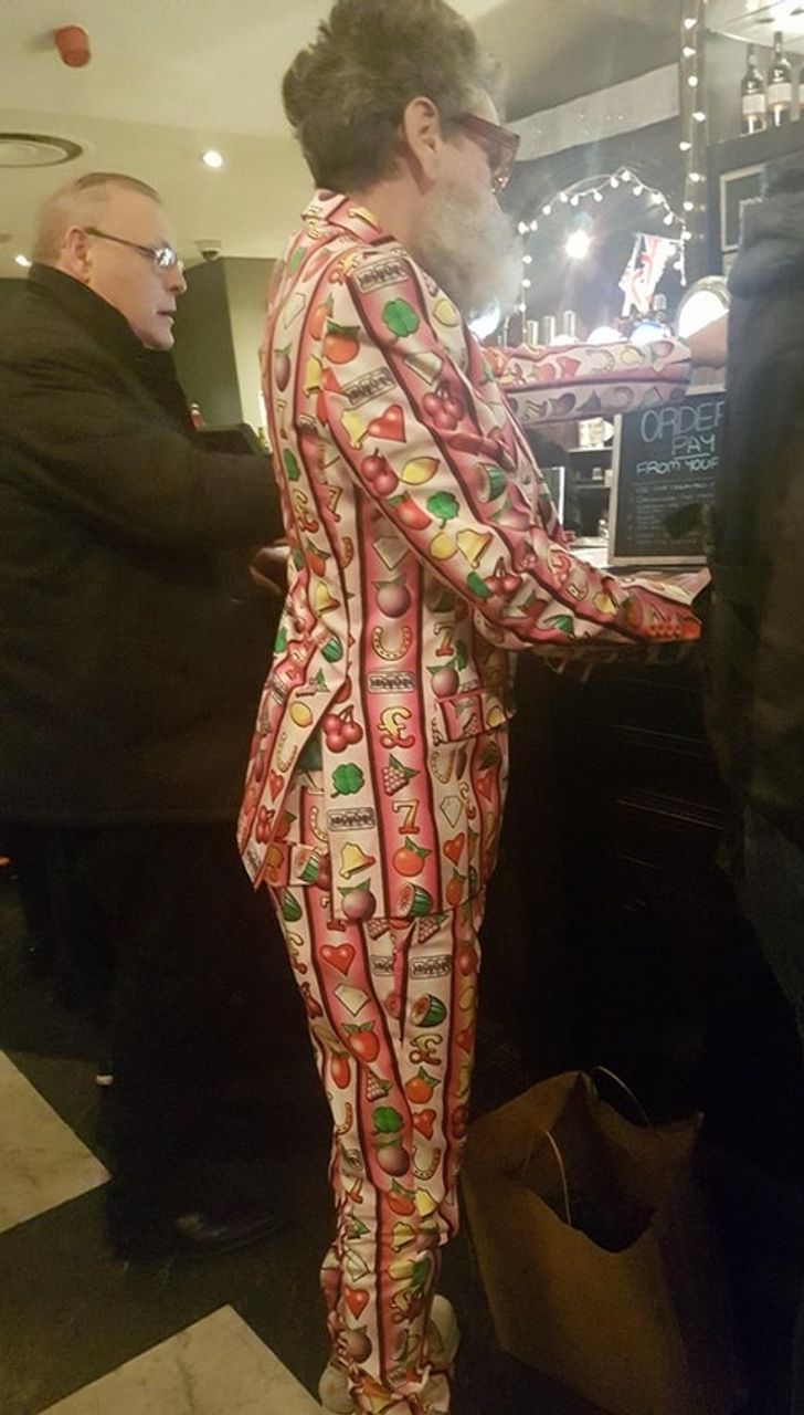 27 Crazy Photos That Rebelled Against Fashion