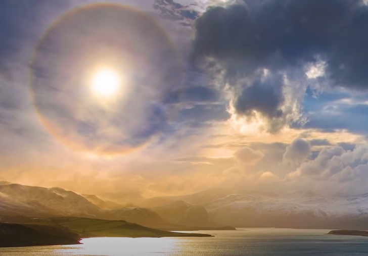 Does a Halo Around The Sun Mean Rain To Follow?