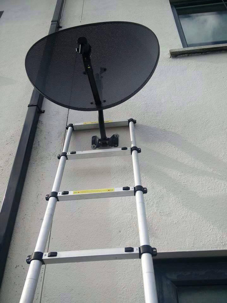 An outside tv antenna.