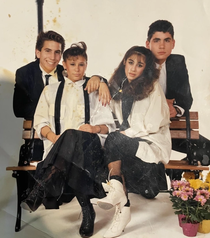 566c48534ebded5d0933aa3ce5 14 Vintage Family Photos That Tell Stories You Can Feel in Your Bones / Bright Side