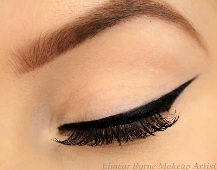 12 Essential Makeup Tricks That Can Make Every Girl’s Life Easier