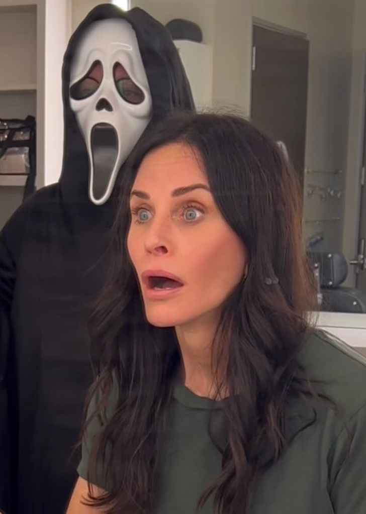 Scream VI Cast Praise 'Mama Hen' Courteney Cox
