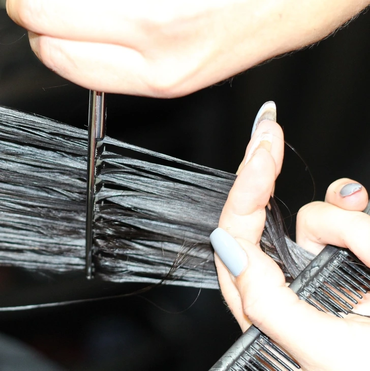 9 Ways We’re Ruining Our Hair