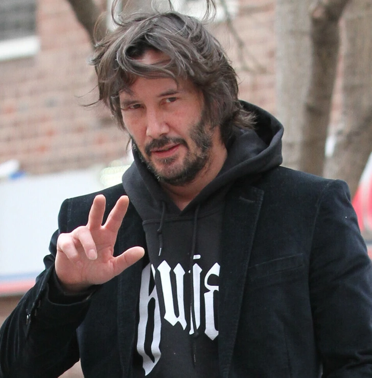 The user’s uncle accidentally met Keanu.